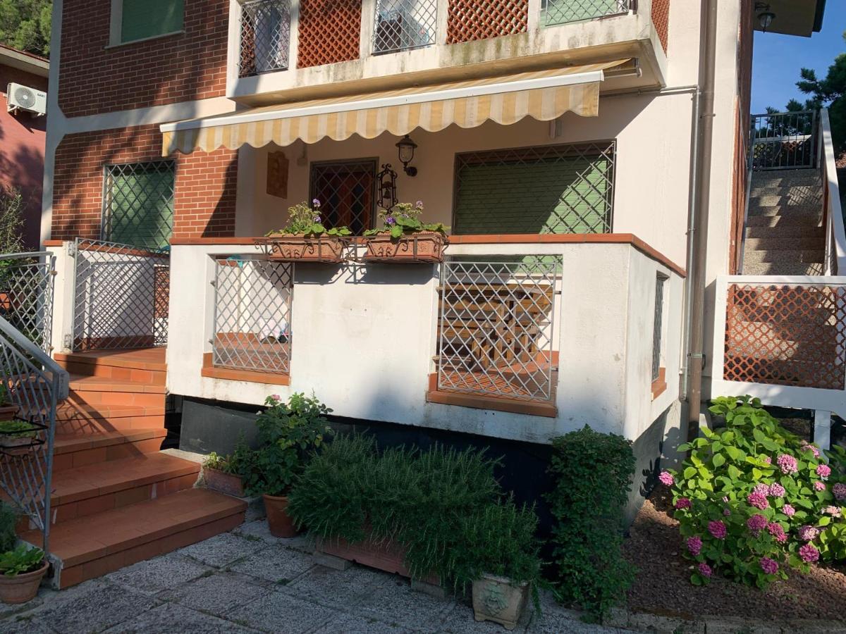 Residence Villa Laura リニャーノ・サッビアドーロ エクステリア 写真