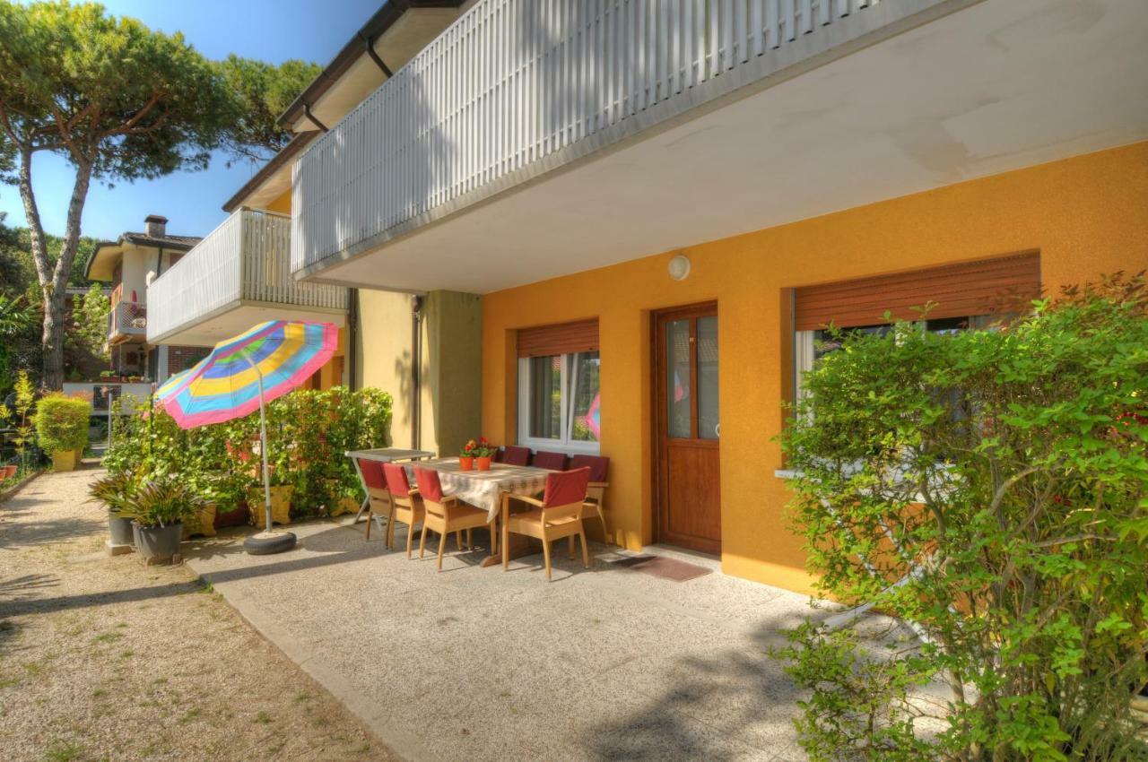 Residence Villa Laura リニャーノ・サッビアドーロ エクステリア 写真