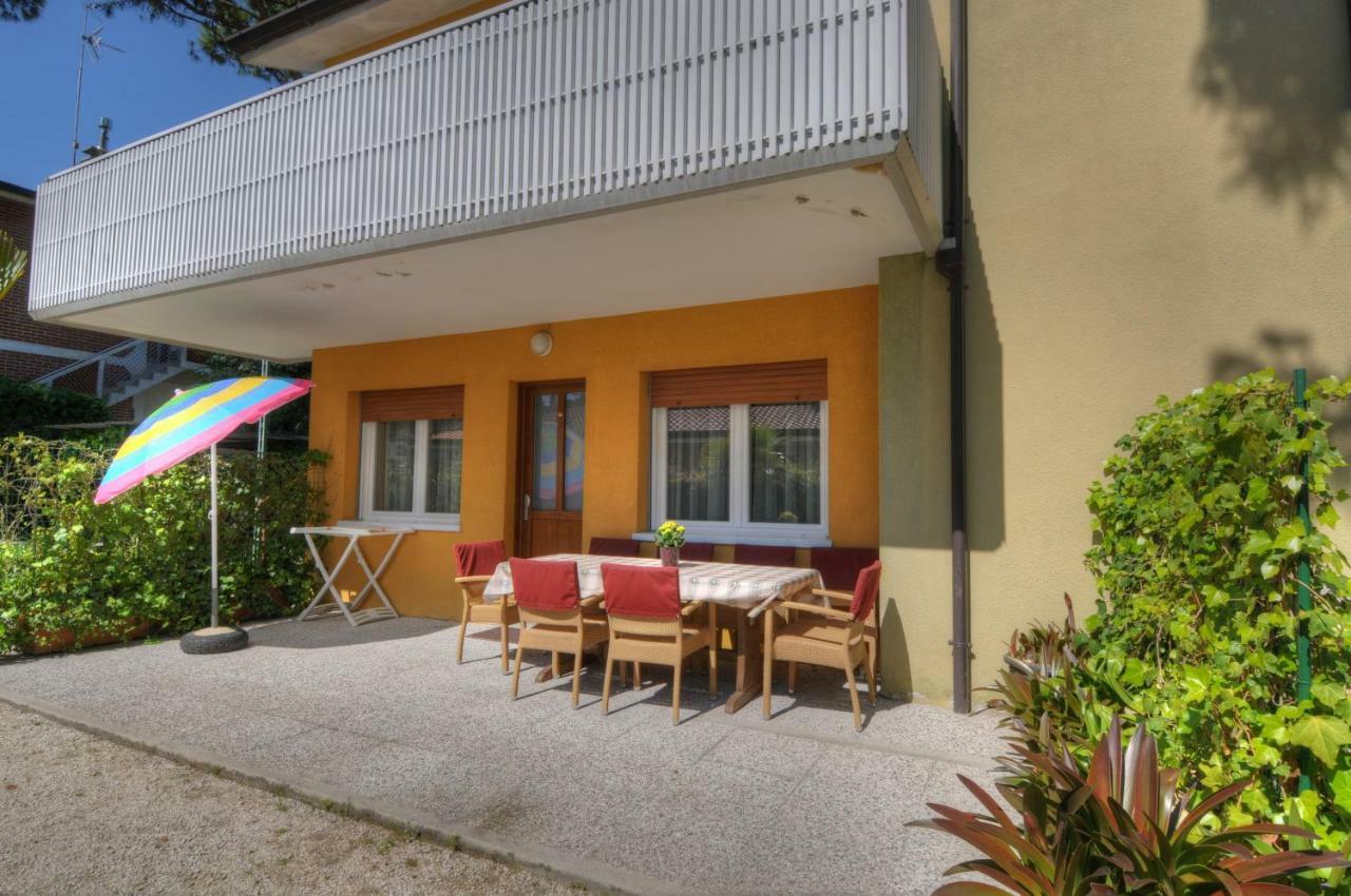 Residence Villa Laura リニャーノ・サッビアドーロ エクステリア 写真