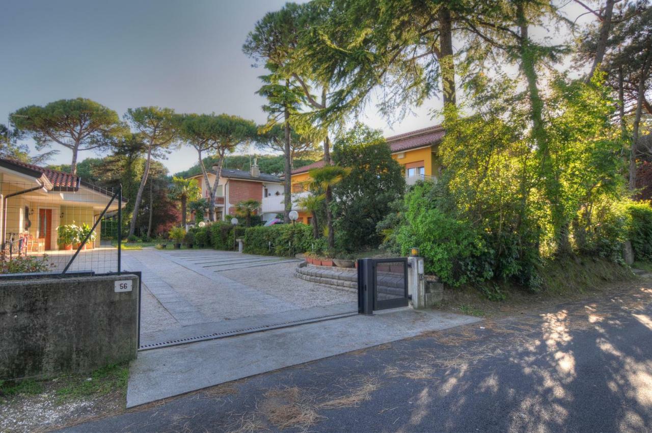 Residence Villa Laura リニャーノ・サッビアドーロ エクステリア 写真