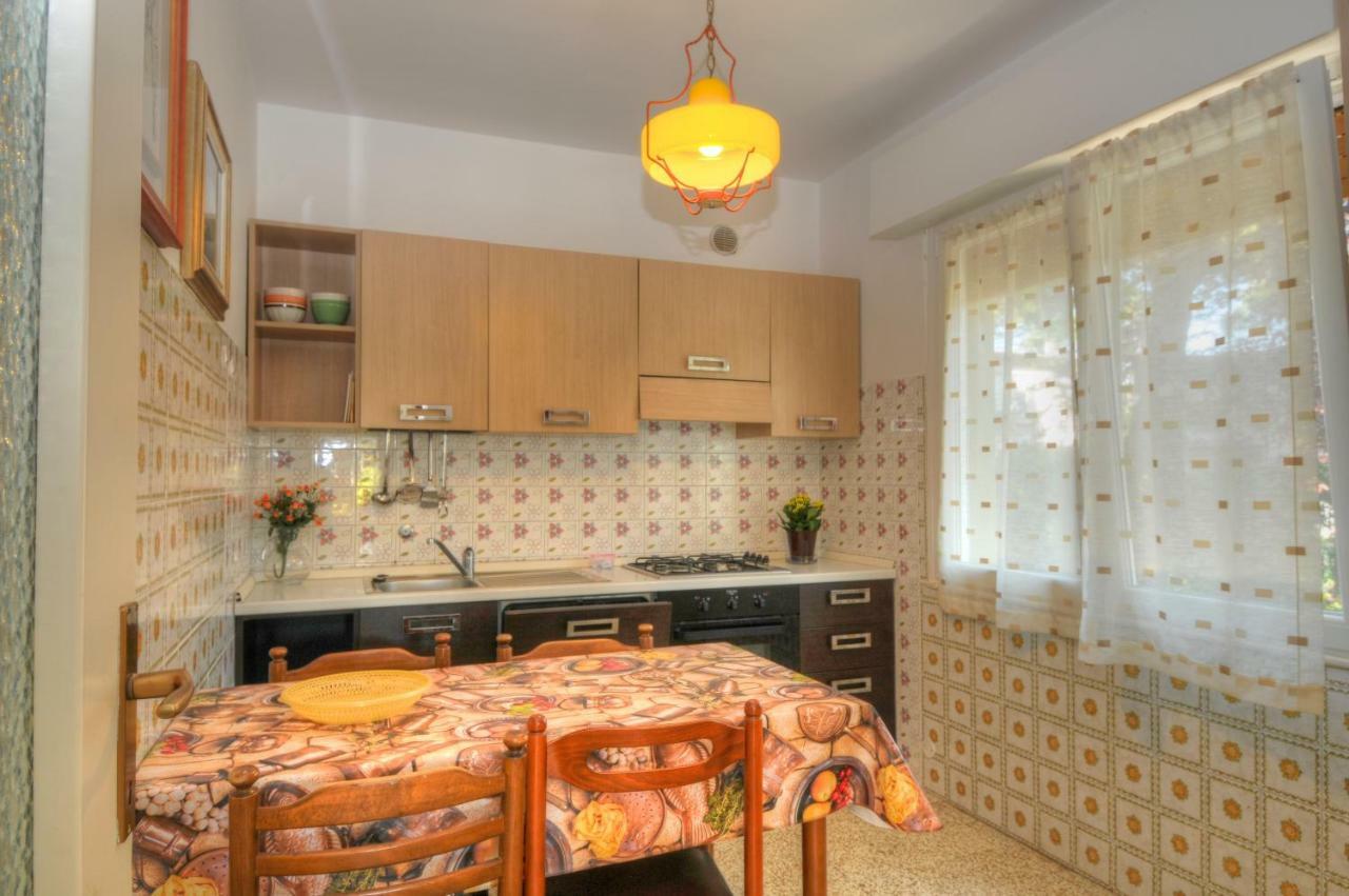 Residence Villa Laura リニャーノ・サッビアドーロ エクステリア 写真