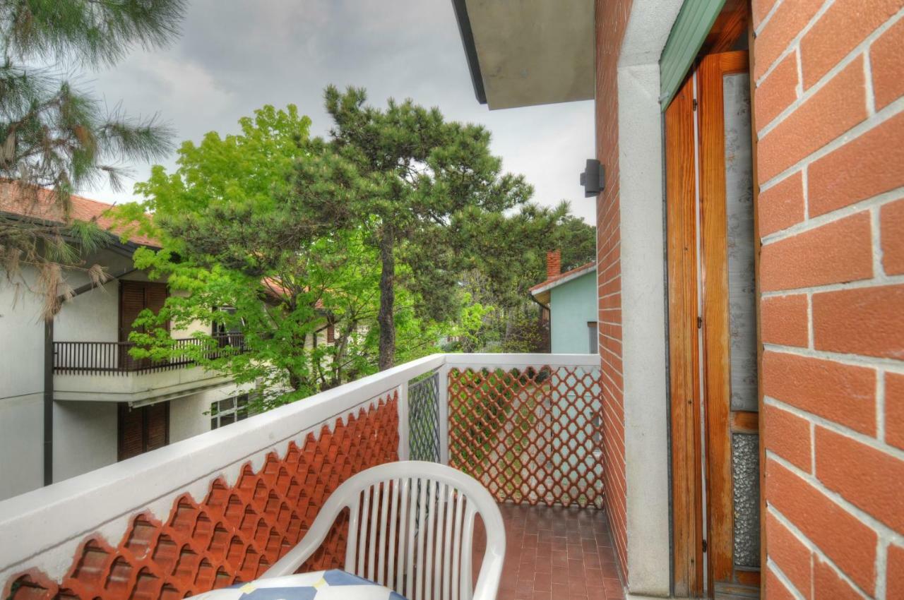 Residence Villa Laura リニャーノ・サッビアドーロ エクステリア 写真