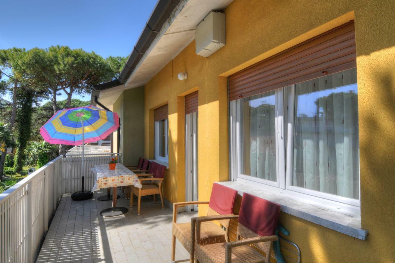 Residence Villa Laura リニャーノ・サッビアドーロ エクステリア 写真